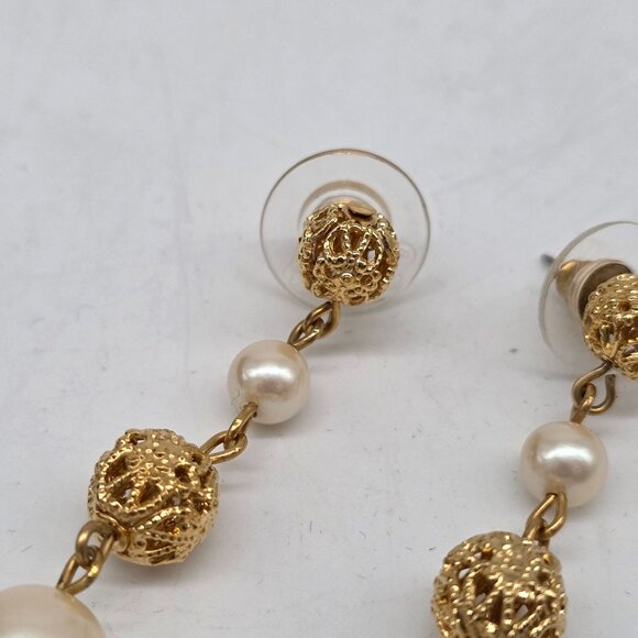 Vintage 1980s Gold & Faux Pearl Dangle Earrings With Filigree Textured Beads - Picture 4 of 6